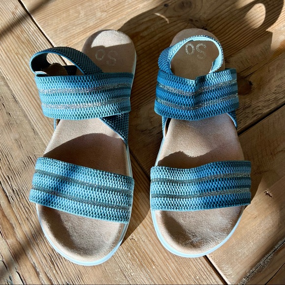 SO Blue and Gold Metallic Stretch Elastic Comfort Sandals Womens Size 7.5 Medium - Picture 4 of 16